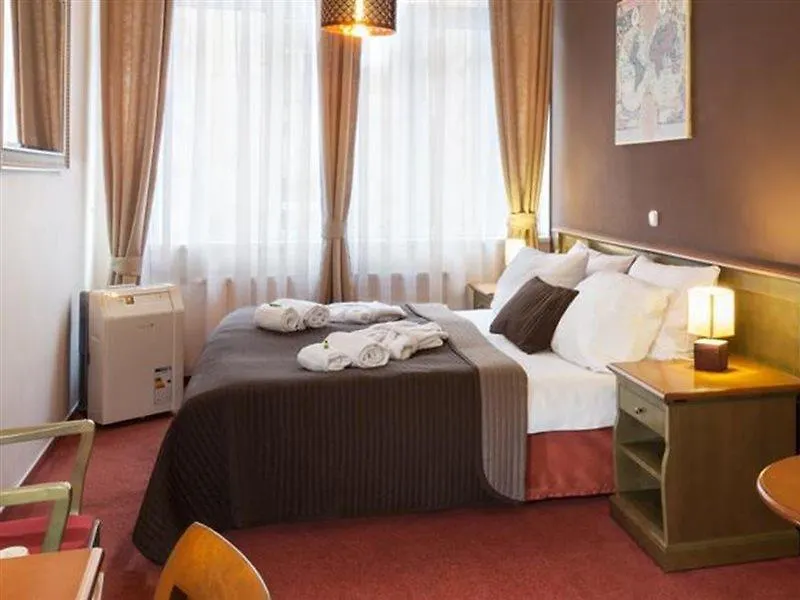 Hotel Augustus Et Otto Prag