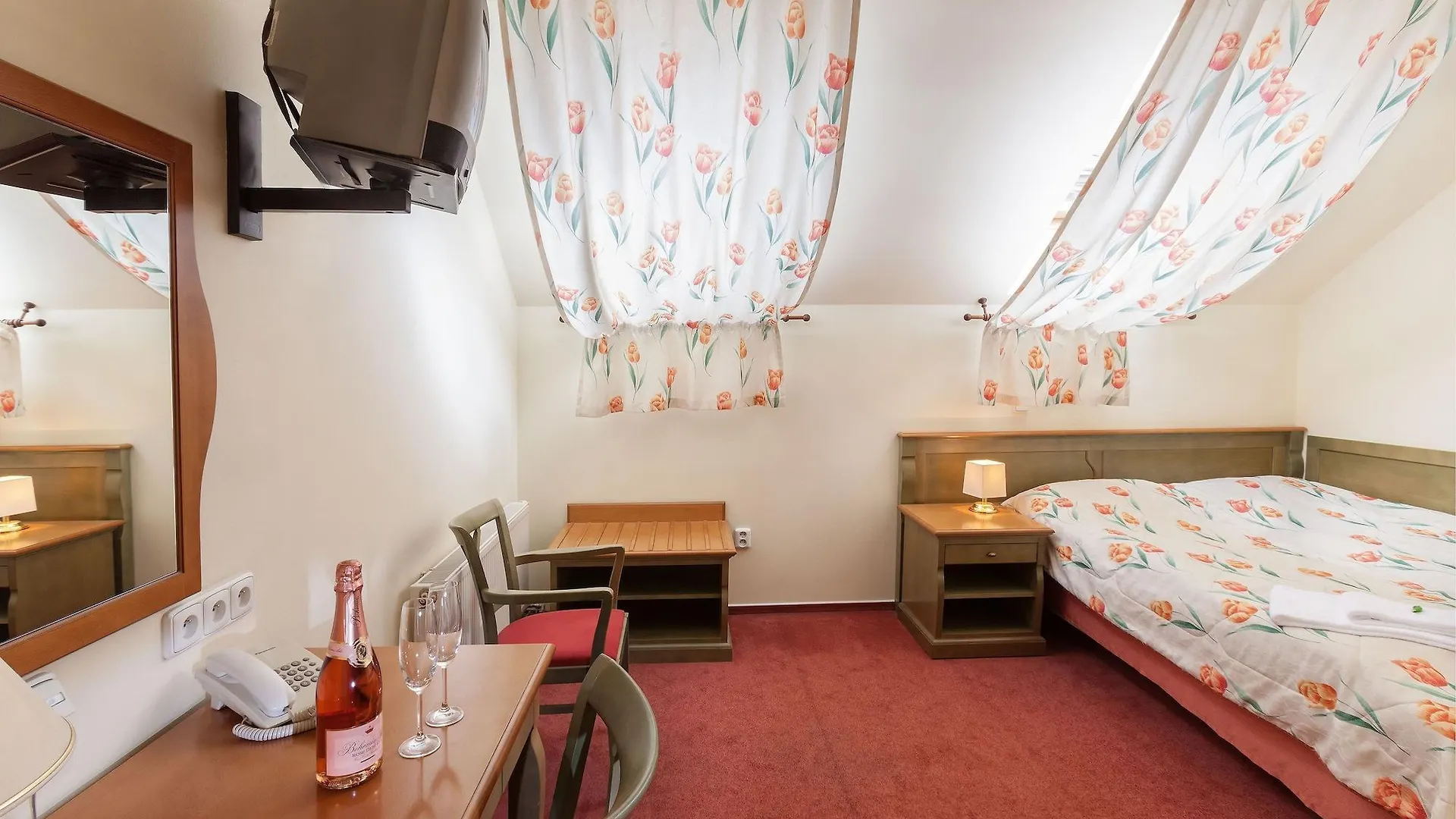 Hotel Augustus Et Otto Prague